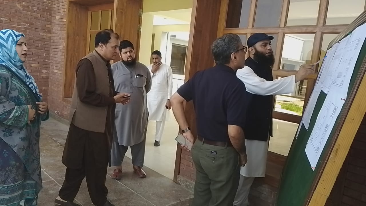 Gojar Insecrt Mr. Shoaib Iqbal Syed, Secretary Special Education Department Punjab ...